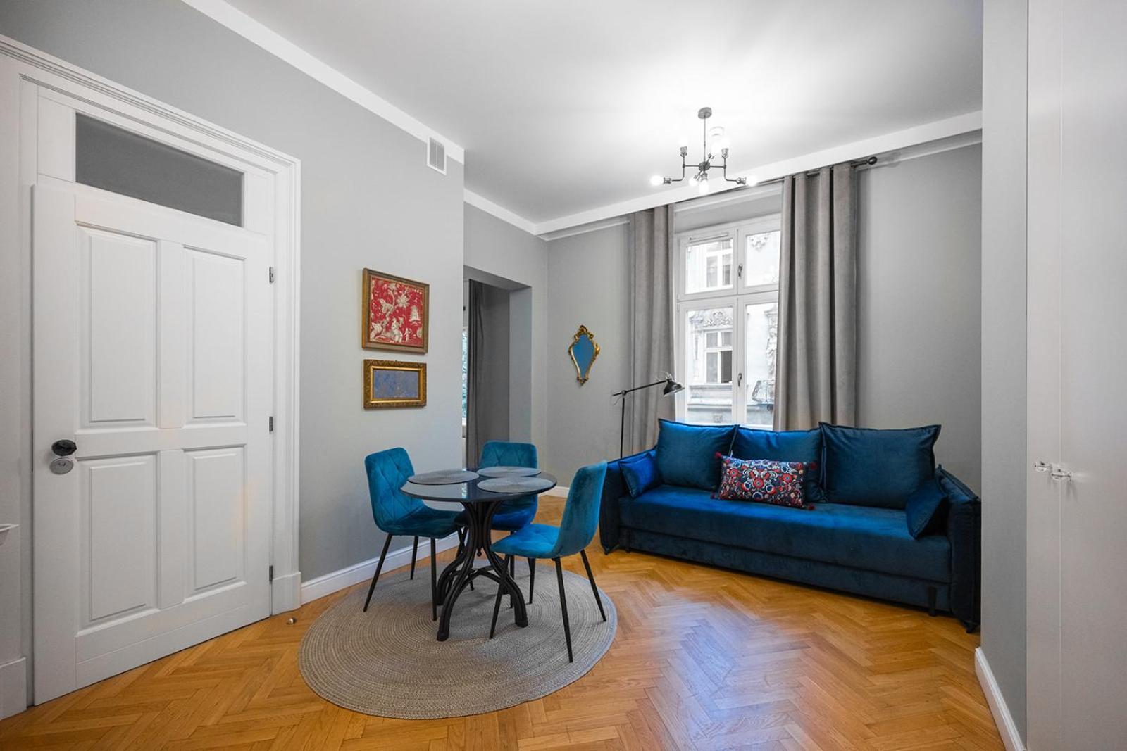 Antique Apartments Old Town Cracovia Exterior foto